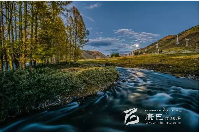 新都橋，正在打開最美時光,我在這里等你......